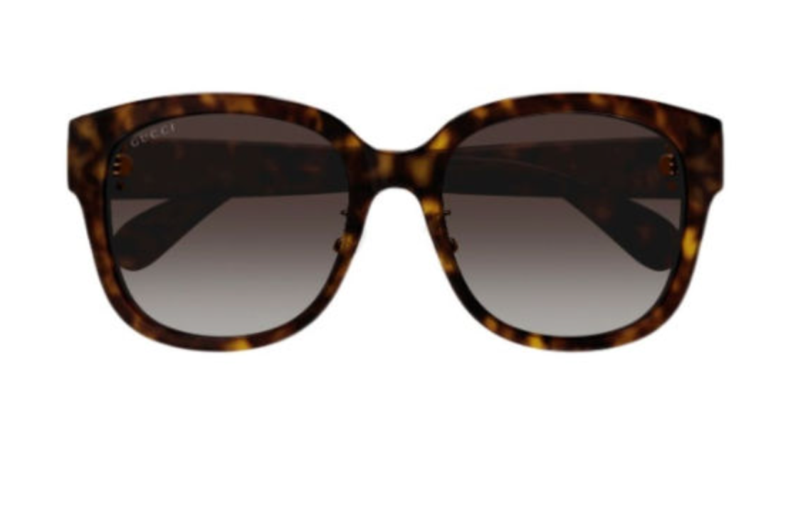 Lookbook (W) Gafas de Sol GUCCI Cuadradas de Acetato con Patillas de Logo en Carey. 25236378
