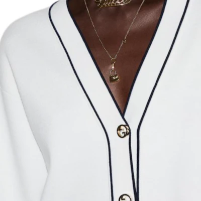 (W) GUCCI Kardigan Rajutan Putih Lengan Panjang V-Neck Drop Shoulder 811946-XKEHH-9034 Details for (W) GUCCI Kardigan Rajutan Putih Lengan Panjang V-Neck Drop Shoulder 811946-XKEHH-9034