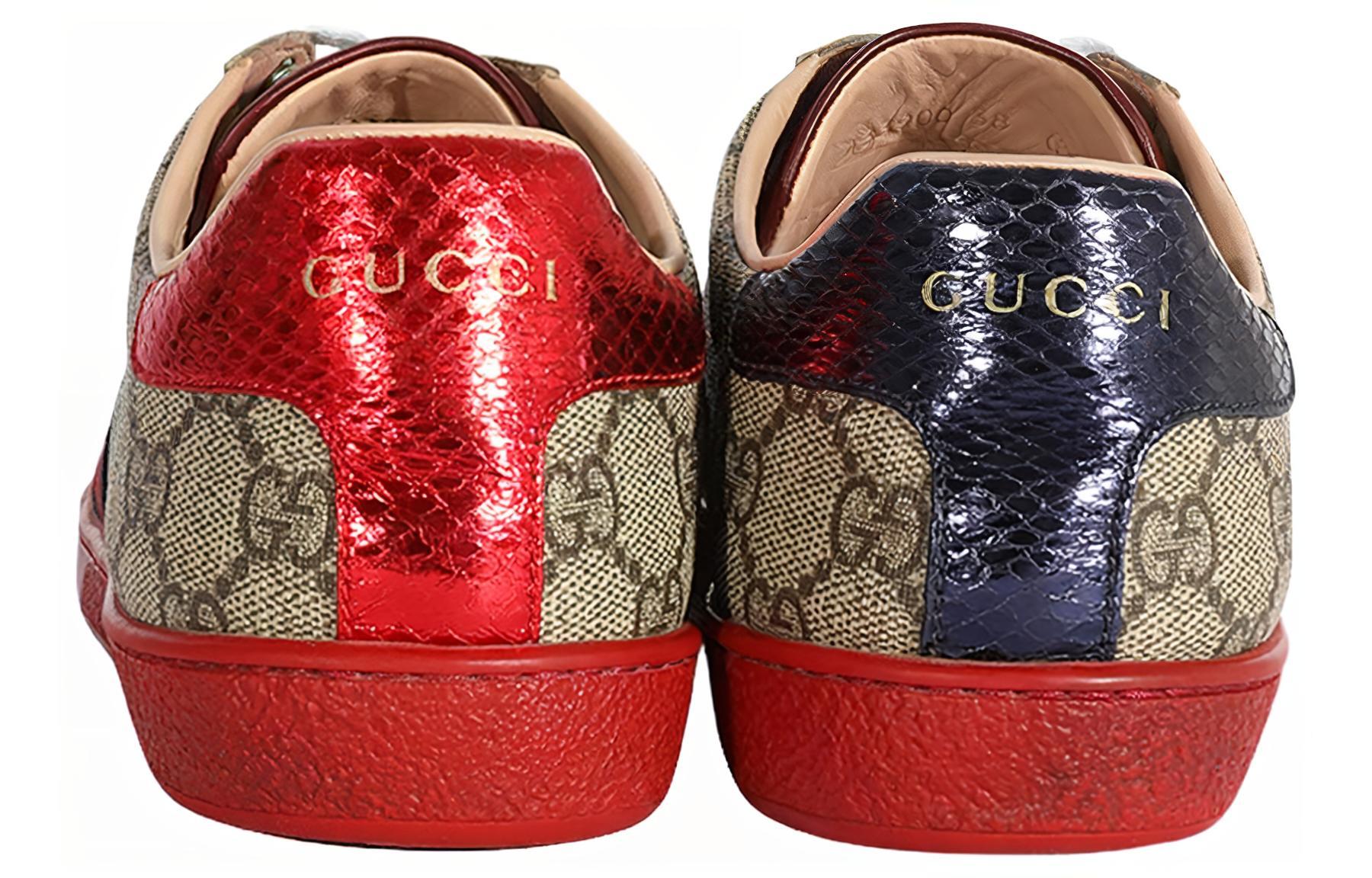 Shop (W) Gucci Ace GG Supreme 'Coklat' 433900-K2LH0-9767