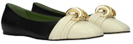Order (W) Gucci Balerina 'Hitam dan Putih' 572816-C9D10-9578