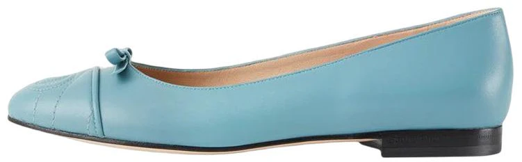women-gucci-ballet-flat-with-double-g-leather-sweet-blue-680878-bko-60-4514