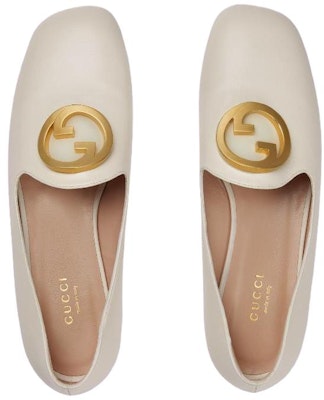(W) Kasut Loafers Gucci 'Putih' dengan Logo Plaque. 723395-C9D00-9022 Shop (W) Kasut Loafers Gucci 'Putih' dengan Logo Plaque. 723395-C9D00-9022