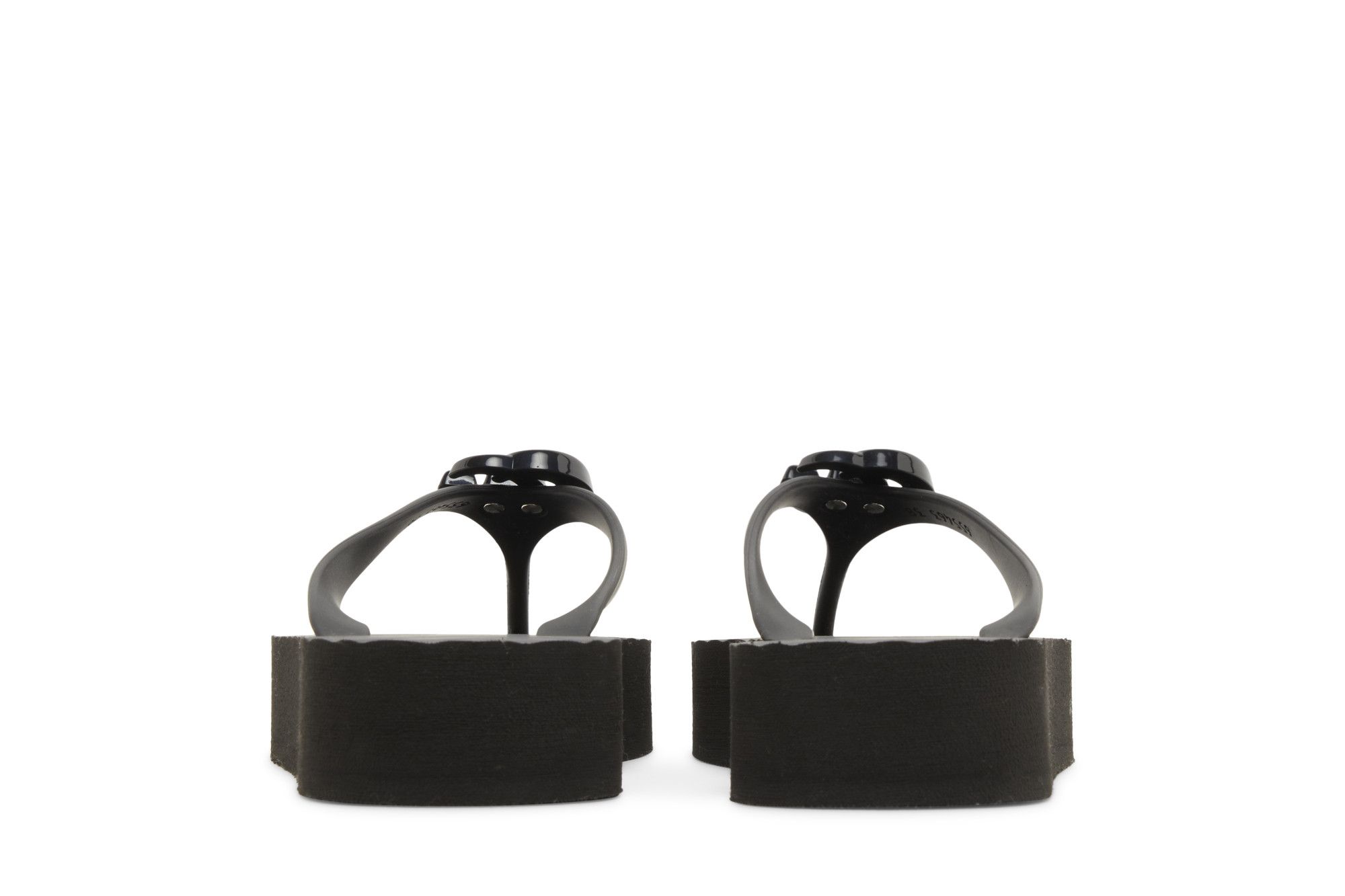 Details for (W) Sandal Jepit Gucci Chevron 'Hitam' 655463-J8710-1000