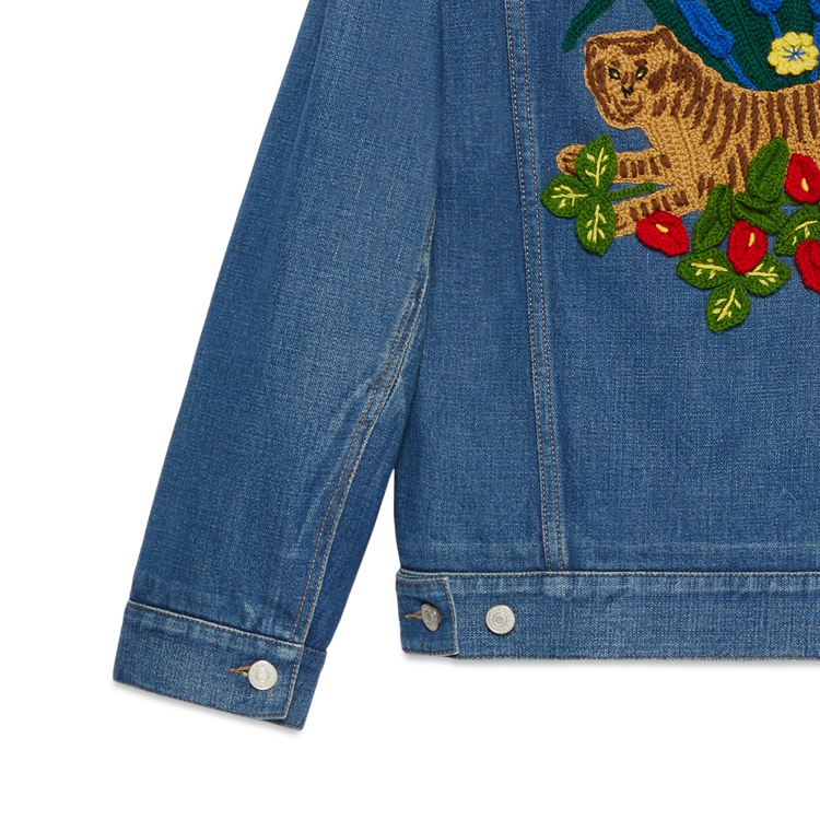 Details for (Women) GUCCI Chinese New Year SS22 Blue Cotton Button Badge Denim Jacket Womens. 683731-XDBV7-4447