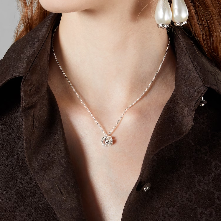 (Women) GUCCI Double G Charm 925 Silver Necklace for Women - Silver. 770724-J8400-8106 圖 4