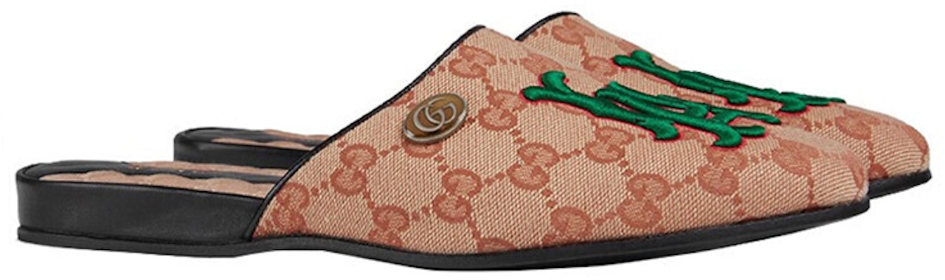 (W) Gucci Flats Bordir Huruf 'Coklat' 539332-KQW00-8366 Lookbook (W) Gucci Flats Bordir Huruf 'Coklat' 539332-KQW00-8366