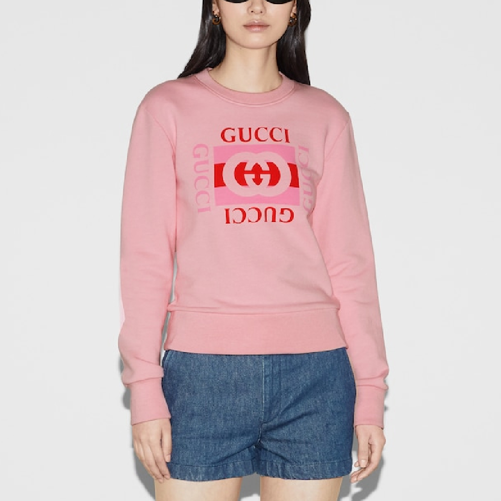 Lookbook (W) Gucci FW24 Baju Sweatshirt Kasual Logo Huruf Pink untuk Wanita 785636-XJGLO-5904