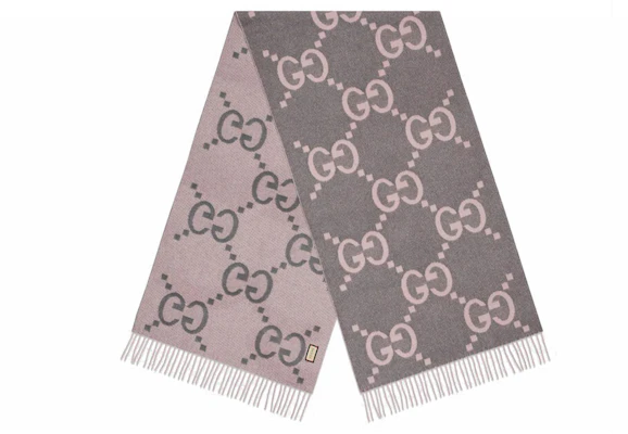 (W) GUCCI GG 羊絨提花針織圍巾 粉灰配色 配件 674275-3G344-1272 Lookbook (W) GUCCI GG 羊絨提花針織圍巾 粉灰配色 配件 674275-3G344-1272