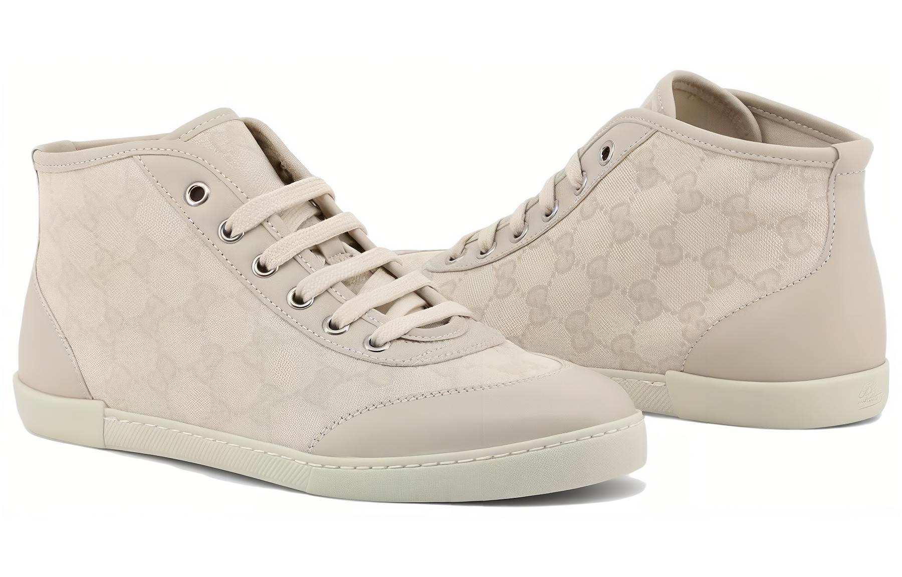 Lookbook (W) Gucci GG Alto 'Estampado de Logo - Blanco' 426186-FV590-9073