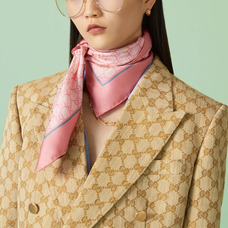 Shop (W) グッチ GG ホースビット プリント スカーフ レディース用 662576-3G001-5969