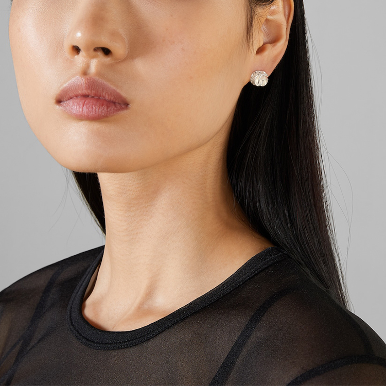 Shop (W) GUCCI GG Marmont 925 純銀耳環 女士銀飾 770758-J8400-8106