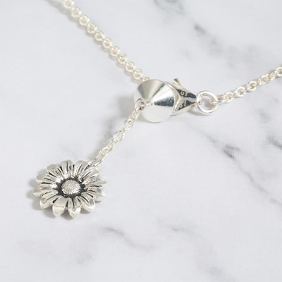 (Women) GUCCI GG Marmont Silver Chain Bracelet in Metallic 925 Silver. YBA5273930010 Details for (Women) GUCCI GG Marmont Silver Chain Bracelet in Metallic 925 Silver. YBA5273930010