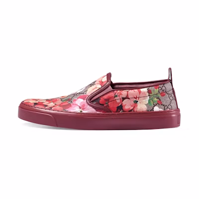 (W) Gucci GG Supreme Monogram Blooms Slip On 'Dry Rose'