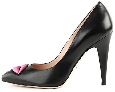 GUCCI 古馳 心形尖頭高跟鞋 女款 黑 Buy GUCCI 古馳 心形尖頭高跟鞋 女款 黑