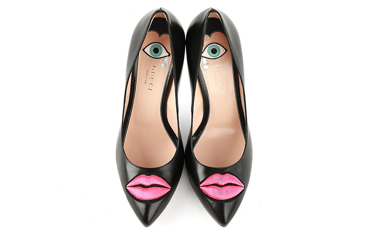 Lookbook (W) Gucci Tacones Altos 'Corazón Negro' 435420-C9D10-1186
