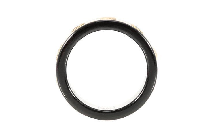 Lookbook (W) Anillo GUCCI Serie Icon Negro y Oro con Diamantes. YBC527095002