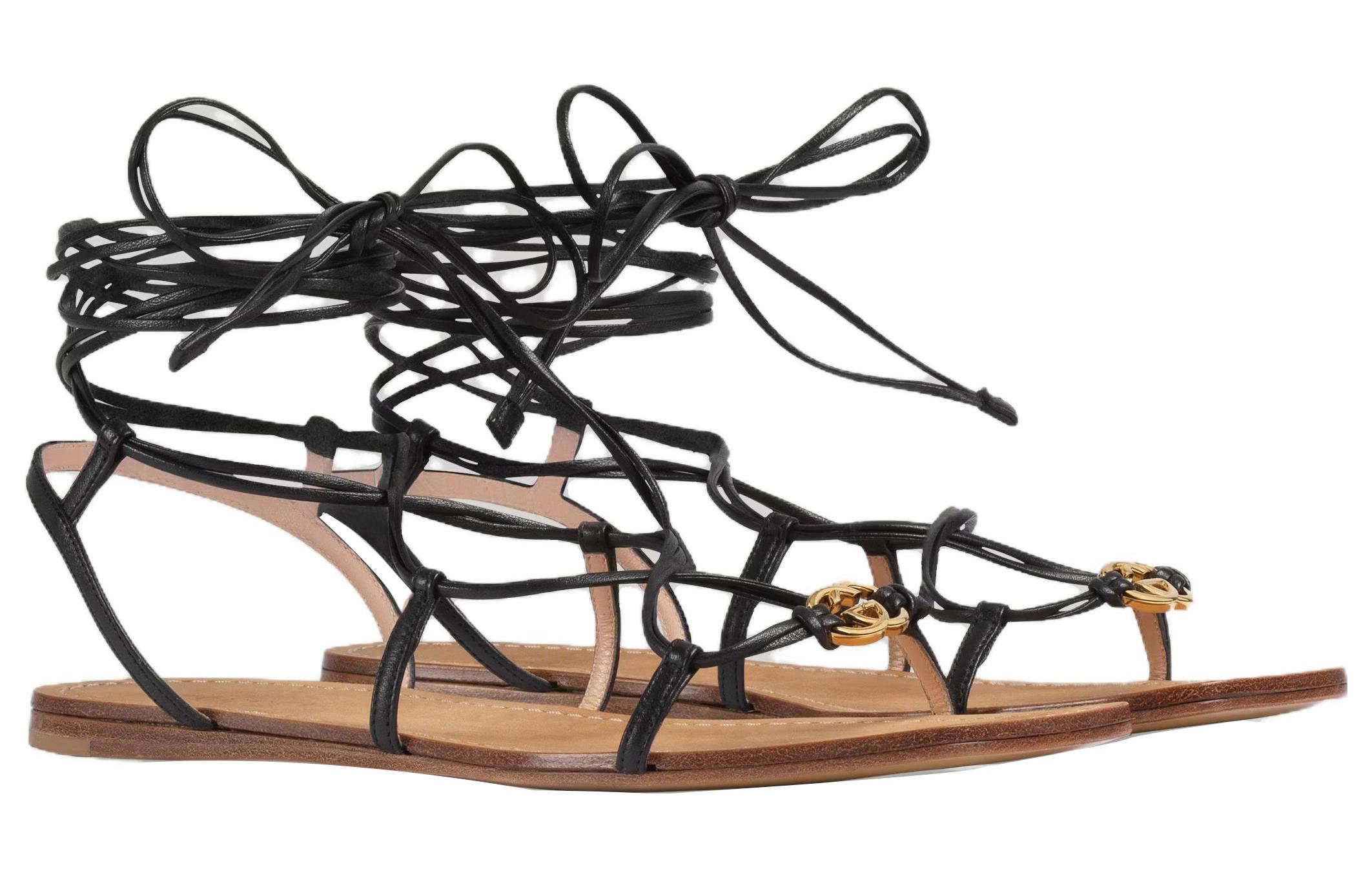 Lookbook (W) グッチ インターロッキング レザーオープントゥサンダル (Gucci Intārokkingu Rezā Ōpuntō Sandaru) 738680-BKO00-1000