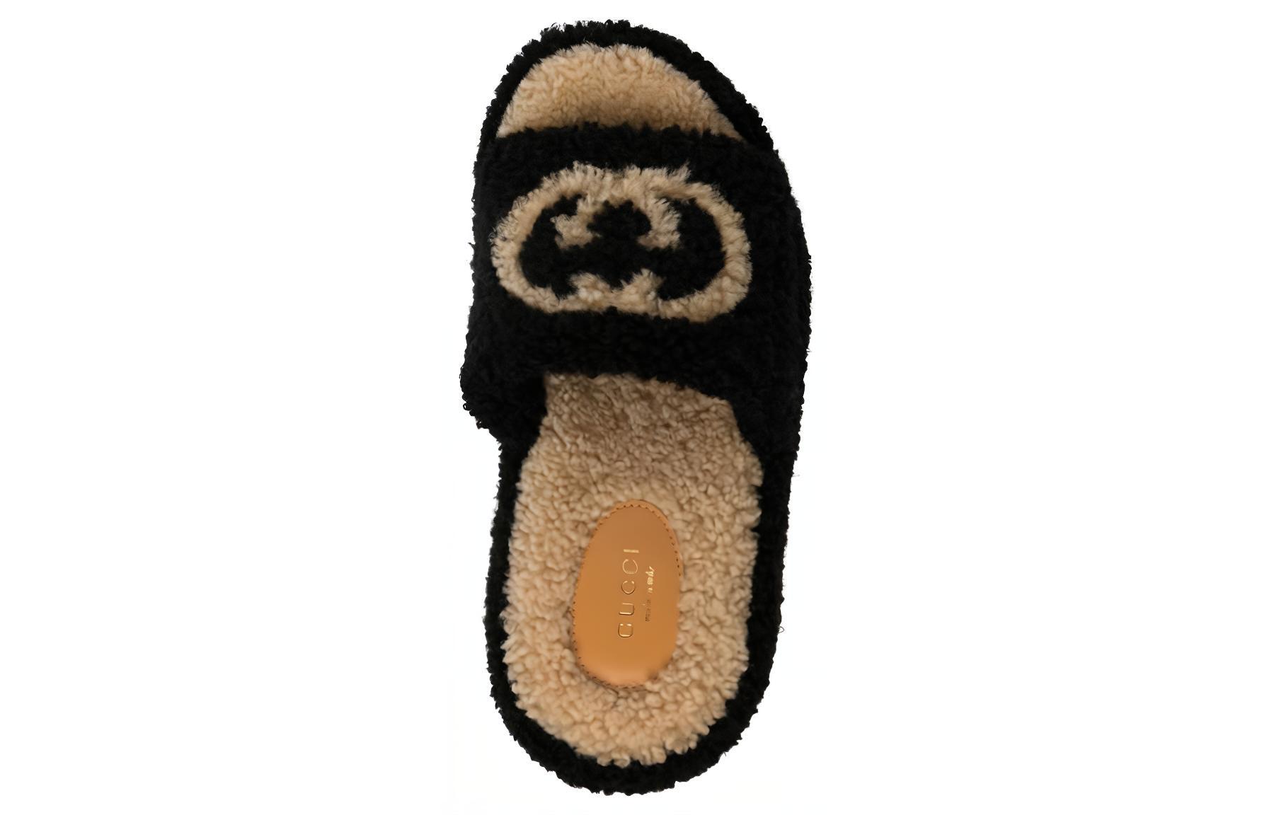 Lookbook (W) Gucci Interlocking 'Wedges Hitam Mule' 673663-D0L00-1046