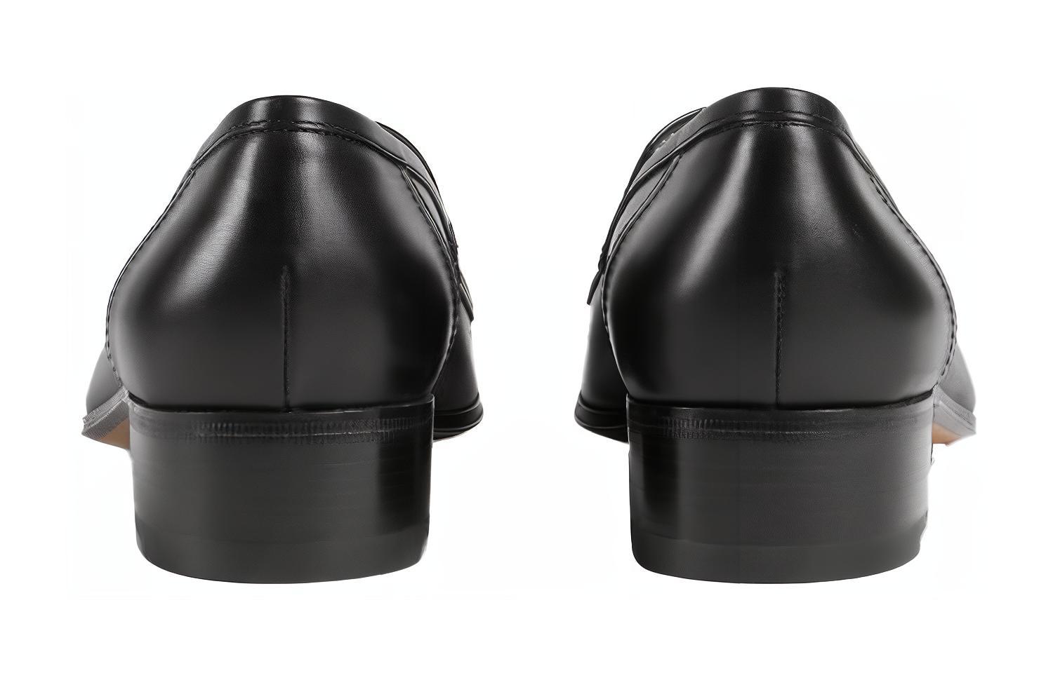 Shop (W) Gucci Interlocking G Horsebit Loafer Kulit Hitam 658268-1W600-1000