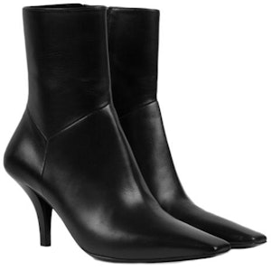 (W) 구찌 블랙 가죽 앵클부츠 (Gucci Black Leather Ankle Boots) 700022-C9D00-1000 Lookbook (W) 구찌 블랙 가죽 앵클부츠 (Gucci Black Leather Ankle Boots) 700022-C9D00-1000