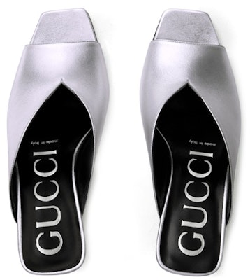 (W) 구찌 실버 레더 슬라이드 (Gucci Silver Leather Slide) 695309-B8B00-8106 Lookbook (W) 구찌 실버 레더 슬라이드 (Gucci Silver Leather Slide) 695309-B8B00-8106