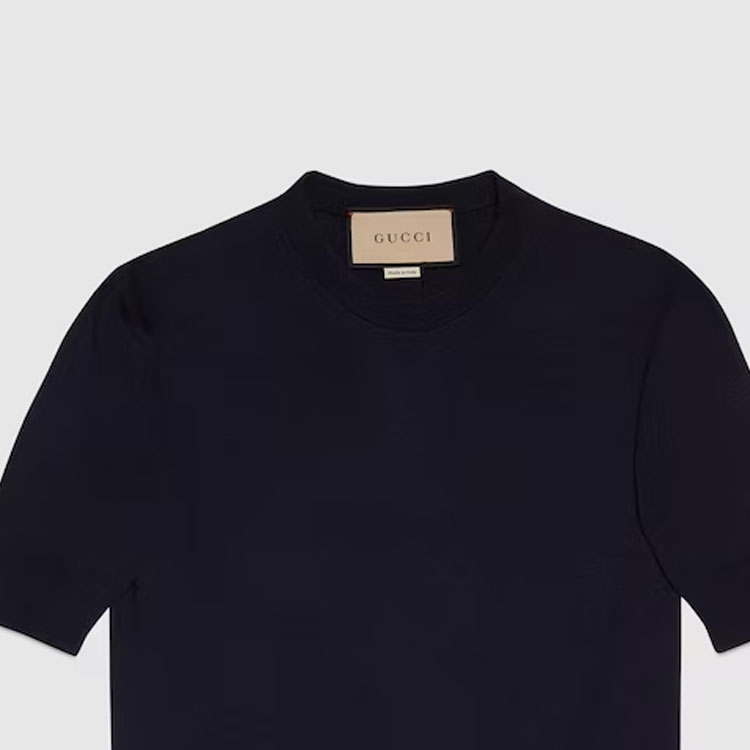 Sizing (W) GUCCI Logo Crewneck Kaos Rajut Biru Navy Tua. 731061-XKCZ3-4330