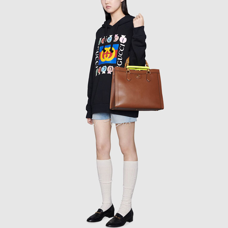 (Women) Gucci Logo Heart Apple Print Hoodie Black 615061-XJDOM-1082 圖 3