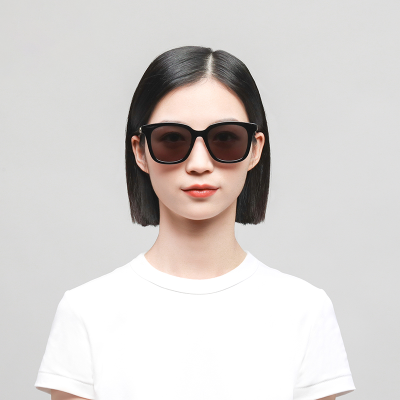 (Women) GUCCI Oval Sunglasses Black Frame Grey Lens Stylish Motorcycle Design. GG1000SK-001 55 圖 8