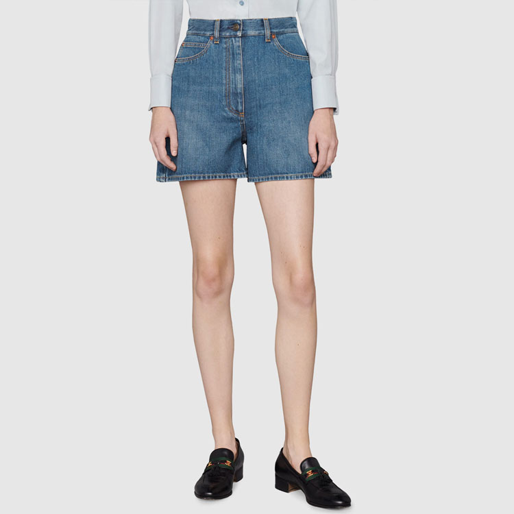 Lookbook (W) GUCCI Seluar Pendek Denim Biru Horsebit. 681287-XDBP5-4447