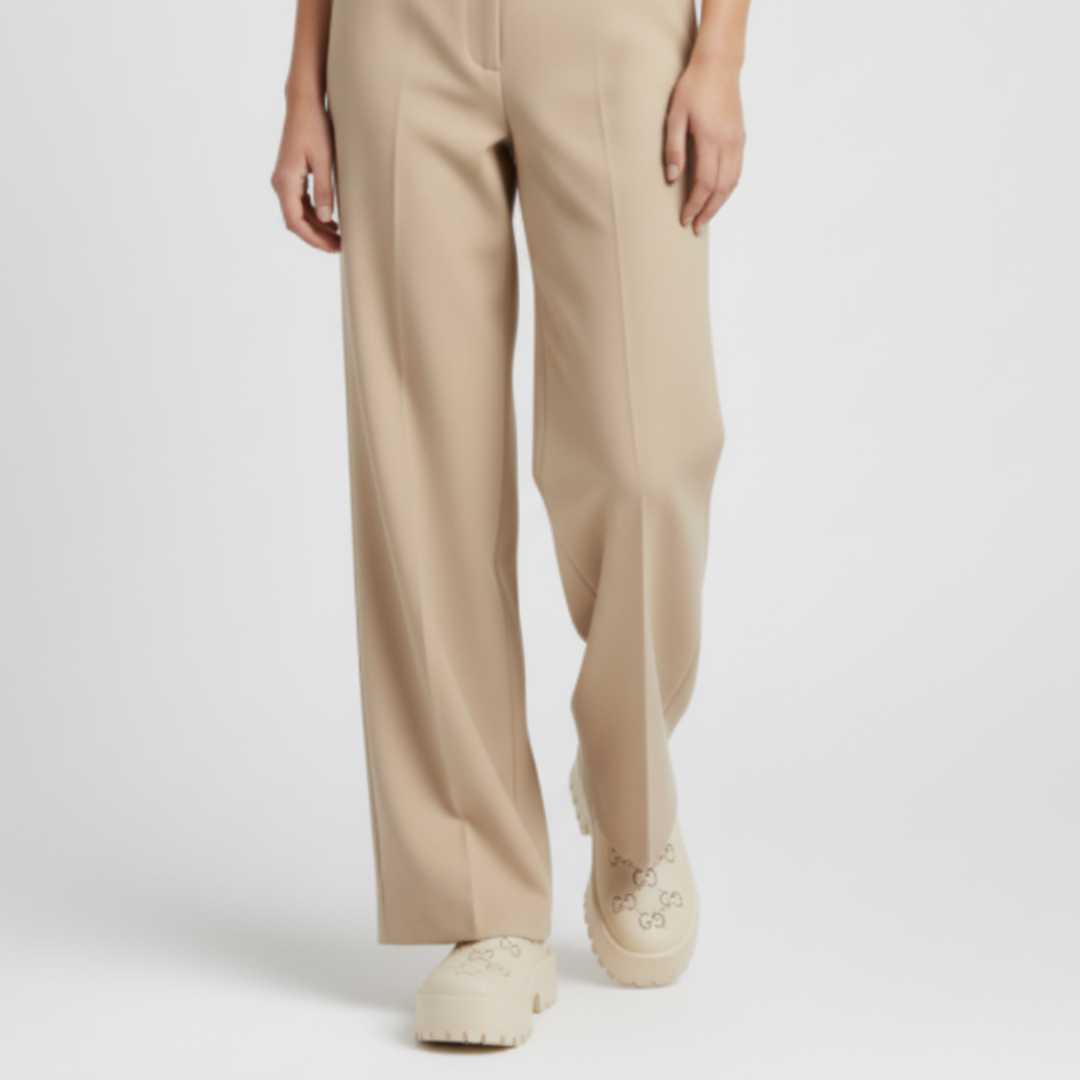 Order (W) Gucci Sandal Platform Perforasi G 'Getah Putih' 663577-JFB00-9022