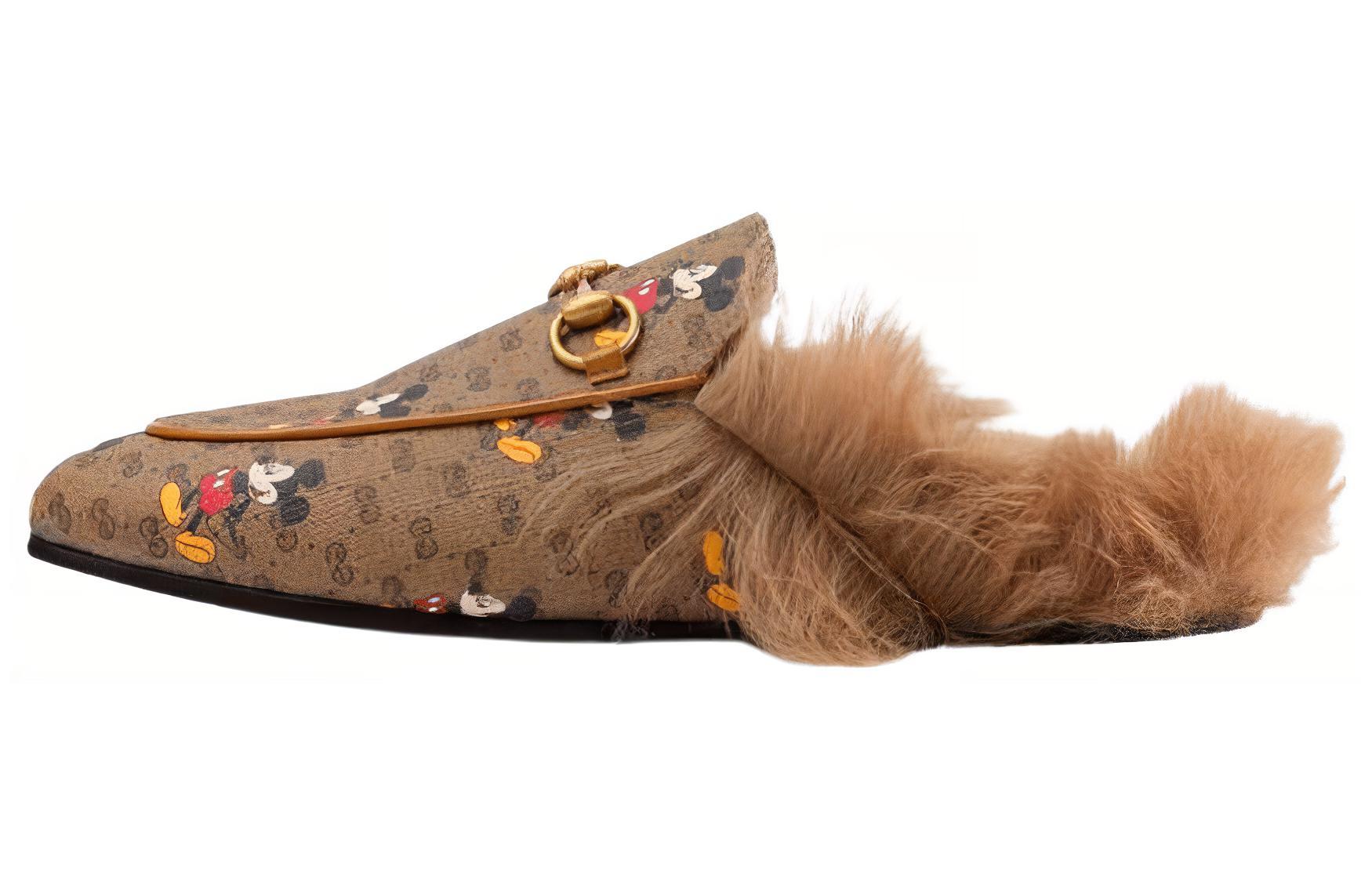 Buy (W) Gucci Princetown Zapatillas con Forro de Piel x Disney 'Mickey Mouse' 603467-HWU30-8487