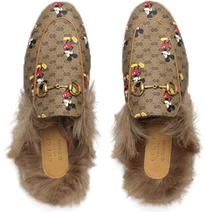 (W) Sandal Berbulu Gucci Princetown x Disney 'Mickey Mouse' 603467-HWU30-8487 Lookbook (W) Sandal Berbulu Gucci Princetown x Disney 'Mickey Mouse' 603467-HWU30-8487