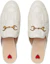 Shop (W) Gucci Princetown Zapatillas Blancas de Cuero Grabado 699901-BKO60-9124