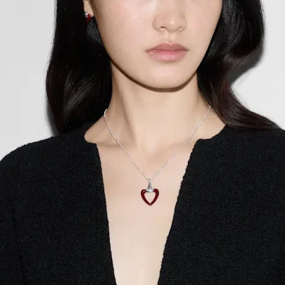 (W) GUCCI Kalung Perak 925 Wanita Liontin Hati Terbuka Merah - Perak. 814961-JAAIF-8166 Purchase (W) GUCCI Kalung Perak 925 Wanita Liontin Hati Terbuka Merah - Perak. 814961-JAAIF-8166