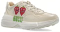 Lookbook (W) グッチ ライトン スニーカー いちごプリント (アイボリーホワイト) 703814-DRW00-9522