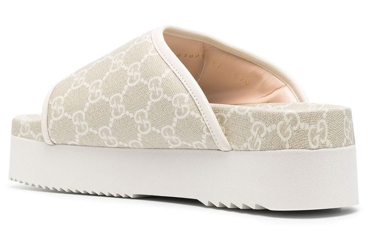 Shop (W) Gucci Ciabatte in Gomma GG ''Beige'' 701004-UUL10-9695