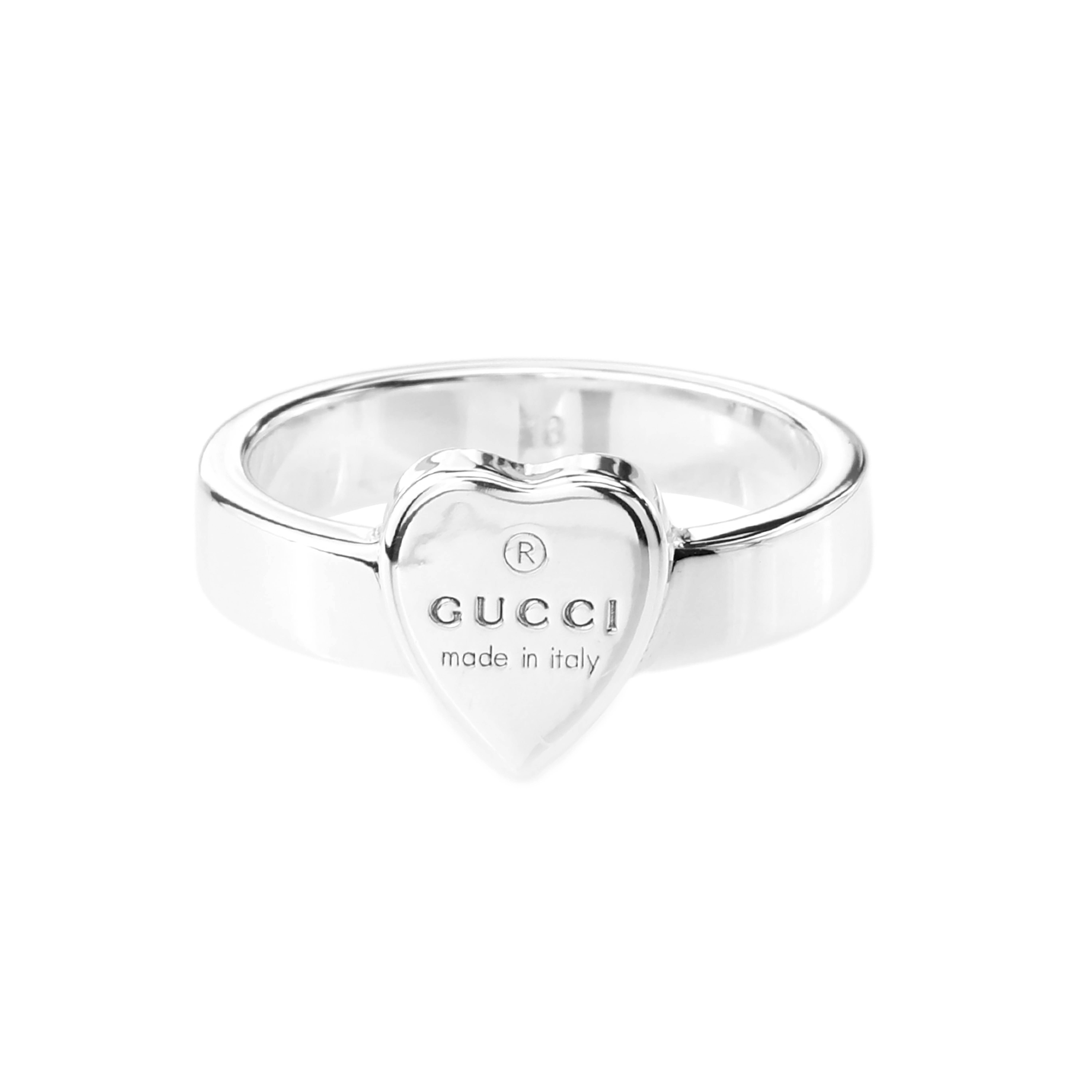 Order (W) Anillo GUCCI Plateado con Logo de Letras y Detalle de Corazón en Plata 925. 223867-J8400-8106
