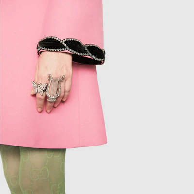 (W) GUCCI Cincin Perak dengan Kristal Putih dan Hiasan Kupu-Kupu. 503932-J3F42-8162 Shop (W) GUCCI Cincin Perak dengan Kristal Putih dan Hiasan Kupu-Kupu. 503932-J3F42-8162