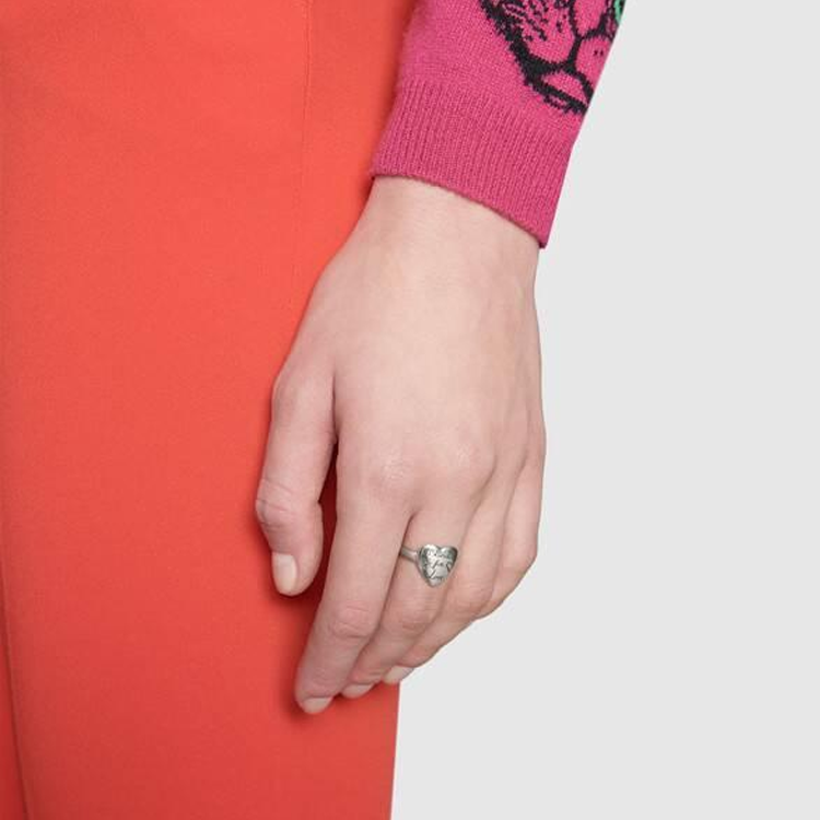 (Women) GUCCI Silver Ring with Heart Detail for Women - Silver. 499937J84000701 圖 4