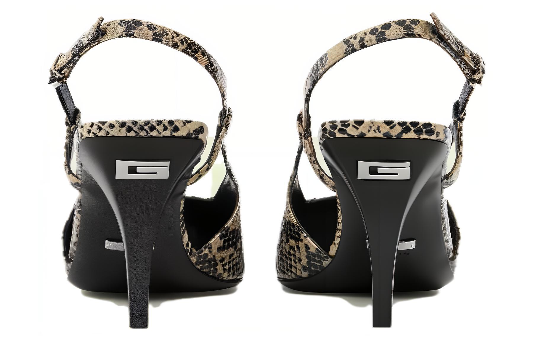 Shop GUCCI古馳 露跟 時尚涼拖 女款 蟒紋