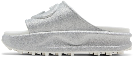 (W) グッチ スライドサンダル(シルバー インターロッキングG) 725541-JAAC8-8106 Lookbook (W) グッチ スライドサンダル(シルバー インターロッキングG) 725541-JAAC8-8106