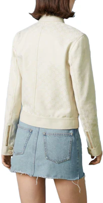 (Women) GUCCI SS23 Beige Solid Color Zip-Up Jacket 681034Z8BHG9042 Shop (Women) GUCCI SS23 Beige Solid Color Zip-Up Jacket 681034Z8BHG9042