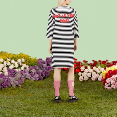 (W) GUCCI SS23 條紋標誌印花黑色短袖連衣裙 727978-XJE7O-4384 Purchase (W) GUCCI SS23 條紋標誌印花黑色短袖連衣裙 727978-XJE7O-4384