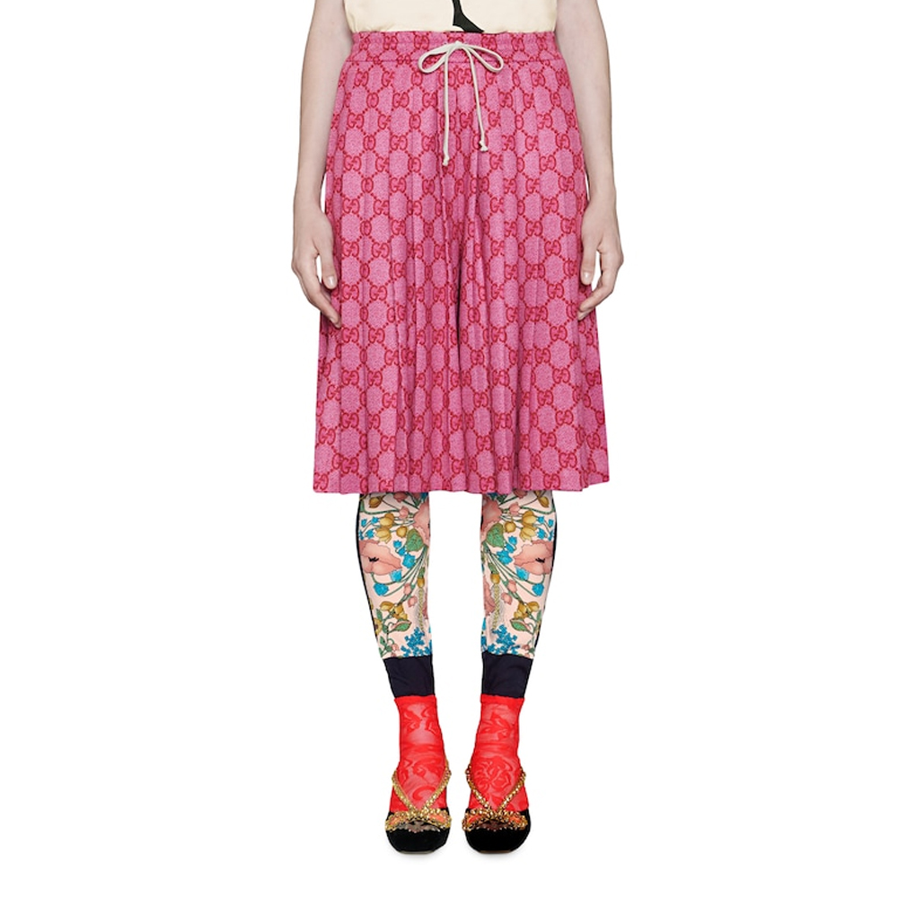 Lookbook (W) GUCCI SS23 Seluar Pendek Rajut Rona Merah Jambu Wanita dengan Corak Seluruh. 550599-XJADG-5369