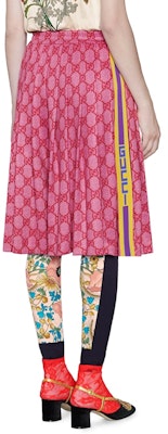 (W) GUCCI SS23 Seluar Pendek Rajut Rona Merah Jambu Wanita dengan Corak Seluruh. 550599-XJADG-5369 Shop (W) GUCCI SS23 Seluar Pendek Rajut Rona Merah Jambu Wanita dengan Corak Seluruh. 550599-XJADG-5369