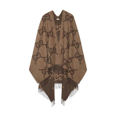 (Women) GUCCI SS24 Oversized Reversible Logo Cape in Dark Brown. 774308-4GABX-9764