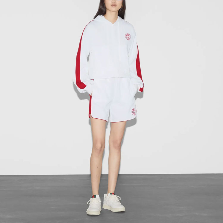 Lookbook (Women) GUCCI SS24  White Hooded Jacket with Embroidered Logo. 743073-XJGK2-9203