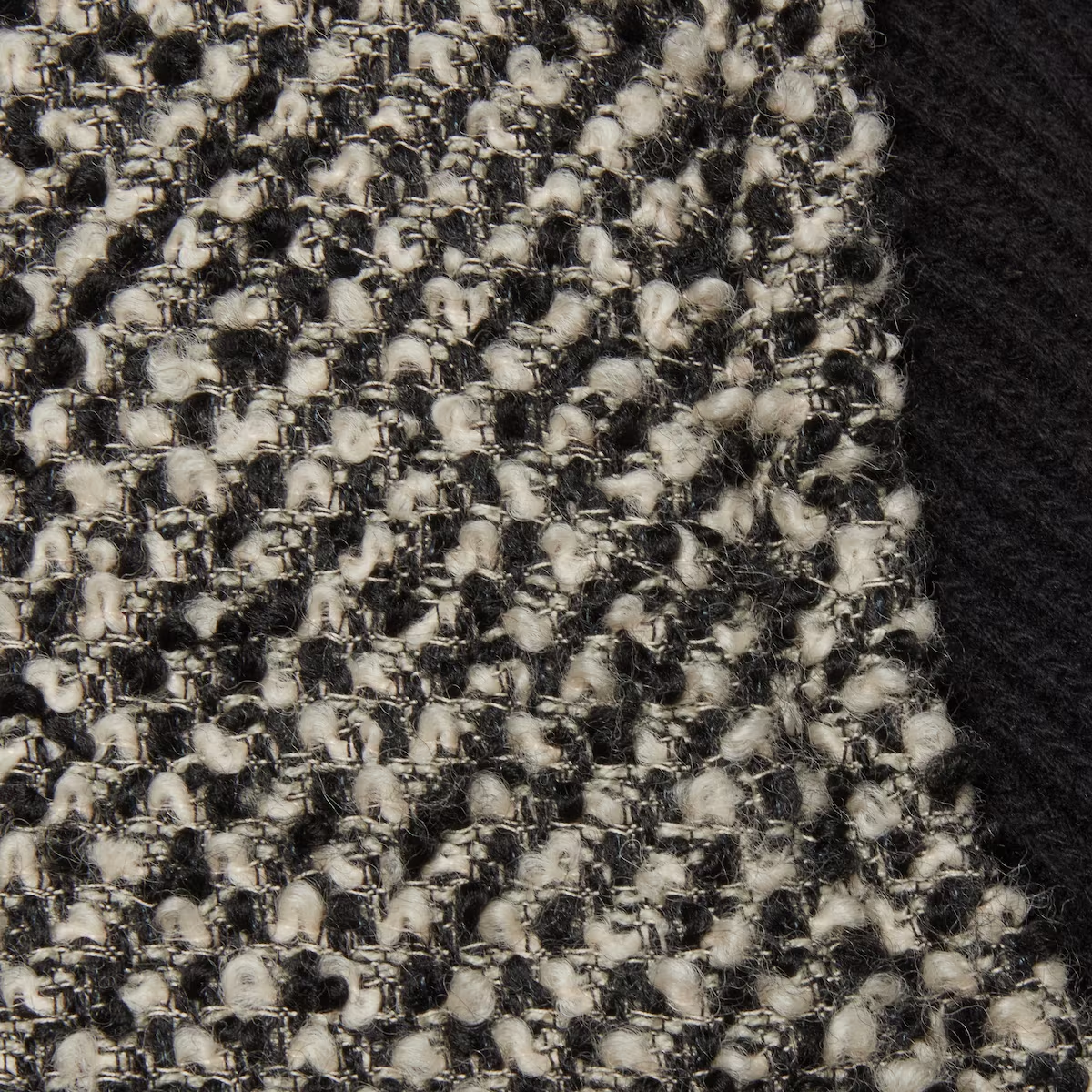 Sizing (Women) Gucci SS24 Women’s Quilted GG Embroidered Zip-Up Jacket Multi-Color 761703-ZAPW8-9192