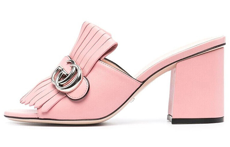 グッチミュール W) グッチ ラバーロゴ ミュール (白) 725899-J8700-9014を購入