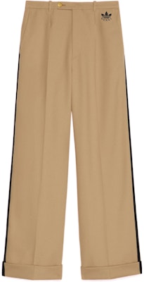 (W) Celana Track Gucci x adidas Logo Bordir Twill Beige. 721443-ZAKTW-2327 Buy (W) Celana Track Gucci x adidas Logo Bordir Twill Beige. 721443-ZAKTW-2327